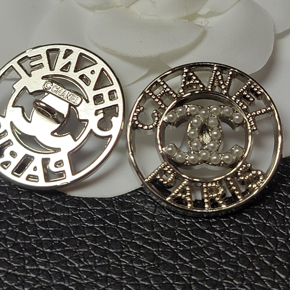 Jewelry - Silver Chanel Button